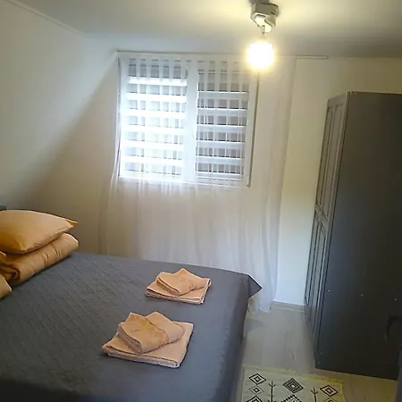 Котедж Синевир アパート シネヴィル